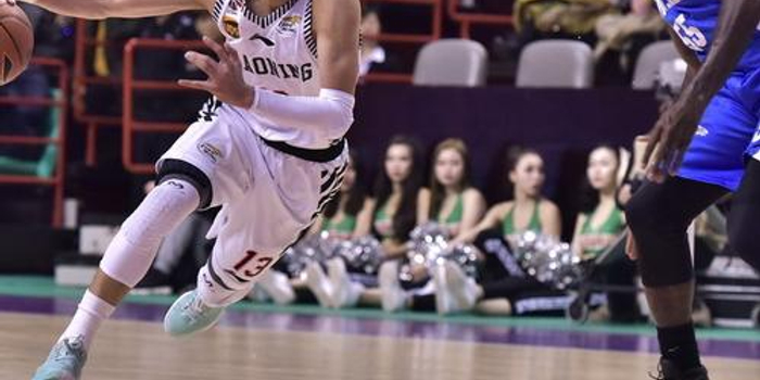 2球并贡献 2球并贡献