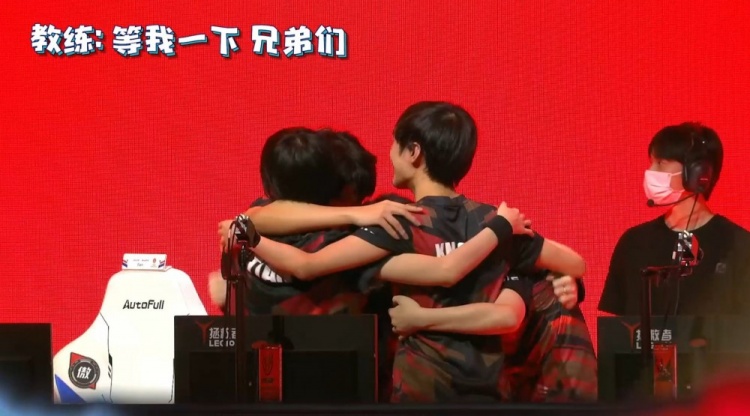 持球发起 持球发起